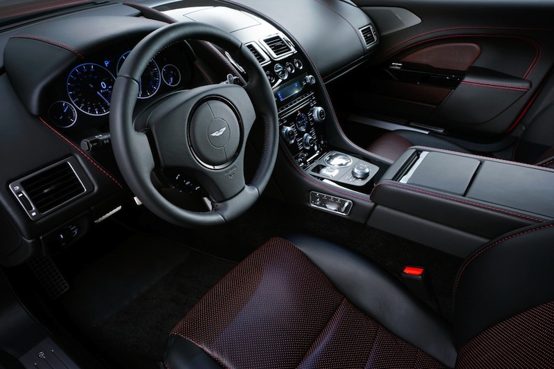 Rapide S - steering wheel