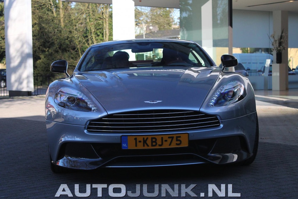 Aston Martin Vanquish in Skyfall Silver - front