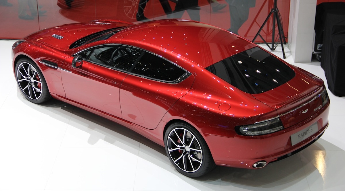 Rapide S in Volcano Red - top