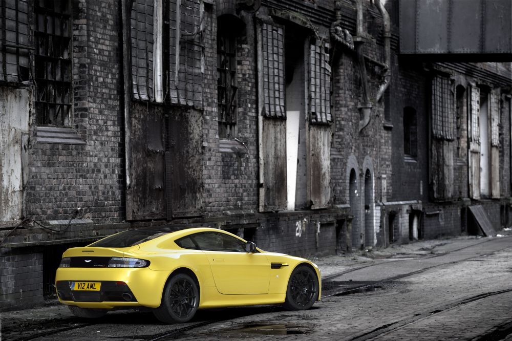 V12 Vantage S - street rear