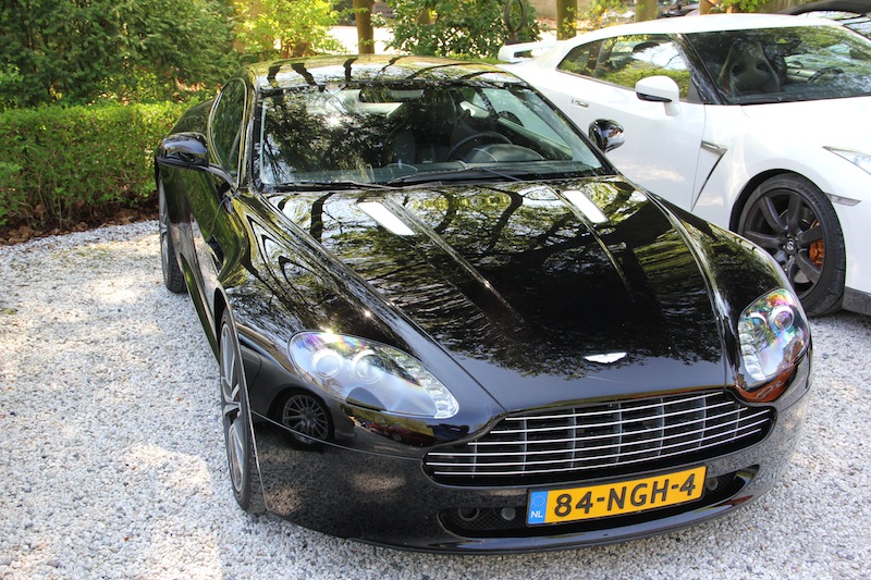 V8 Vantage NGH - front