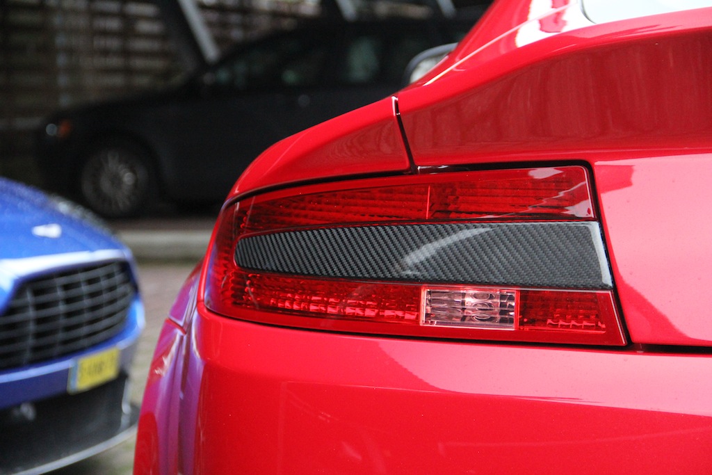 Red rear lamps with CF inlays - 3