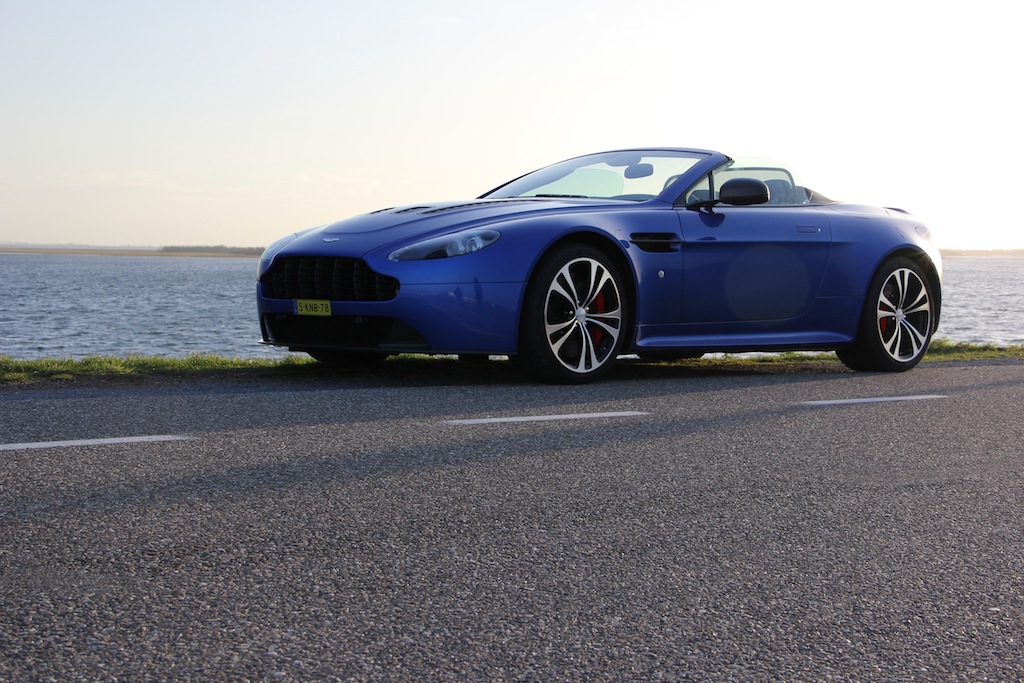 V12 Vantage Roadster - Cobalt Blue - 5919