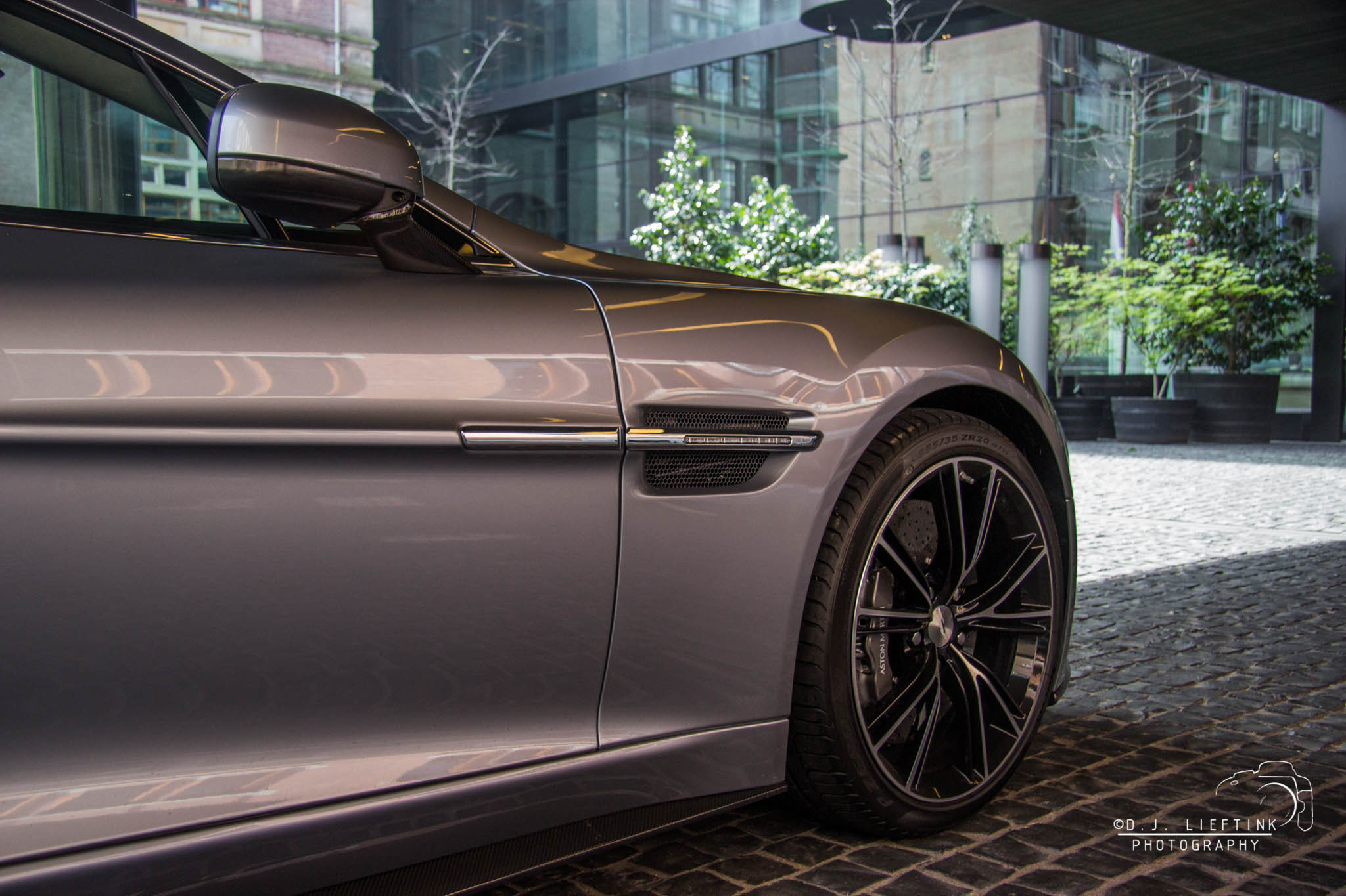 Vanquish Centenary Edition - 9068