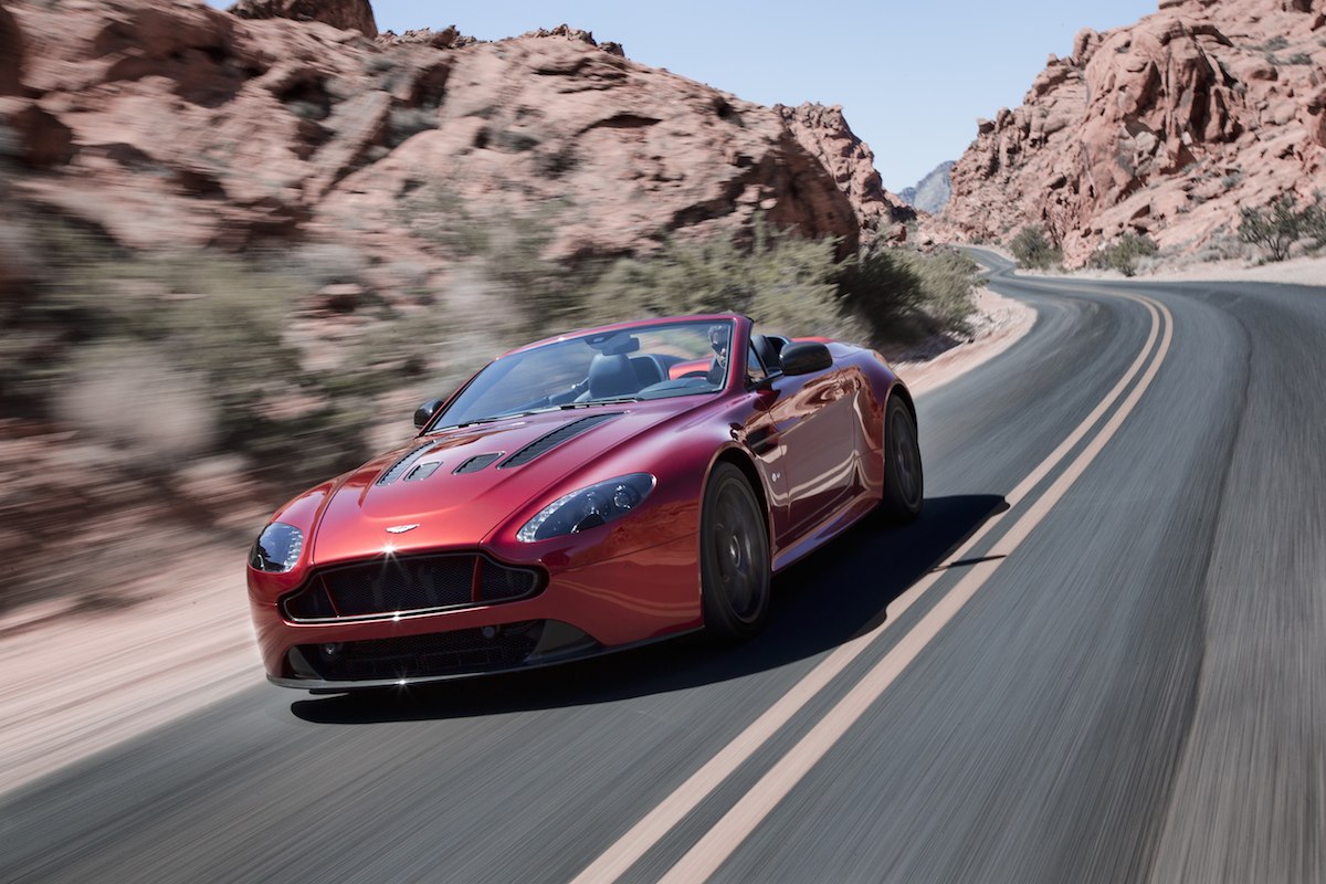 V12 Vantage S Roadster - 10