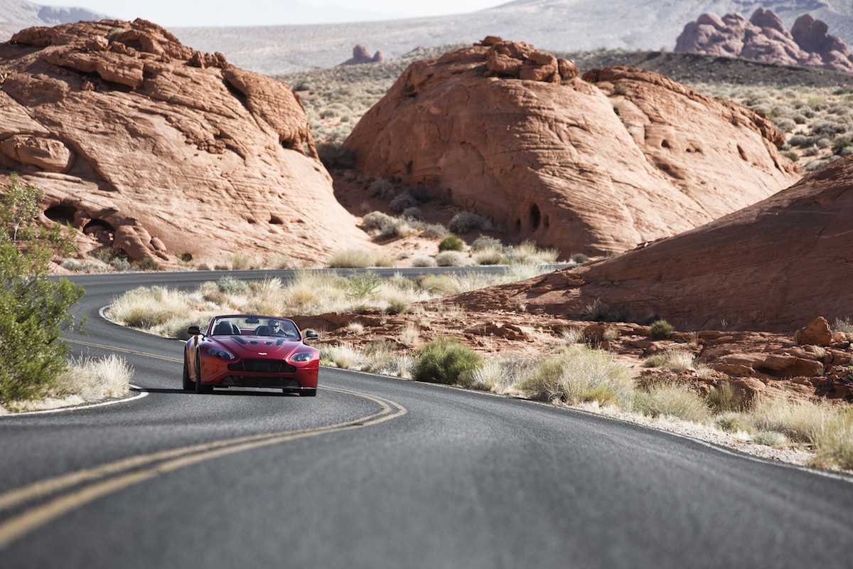 V12 Vantage S Roadster - 6