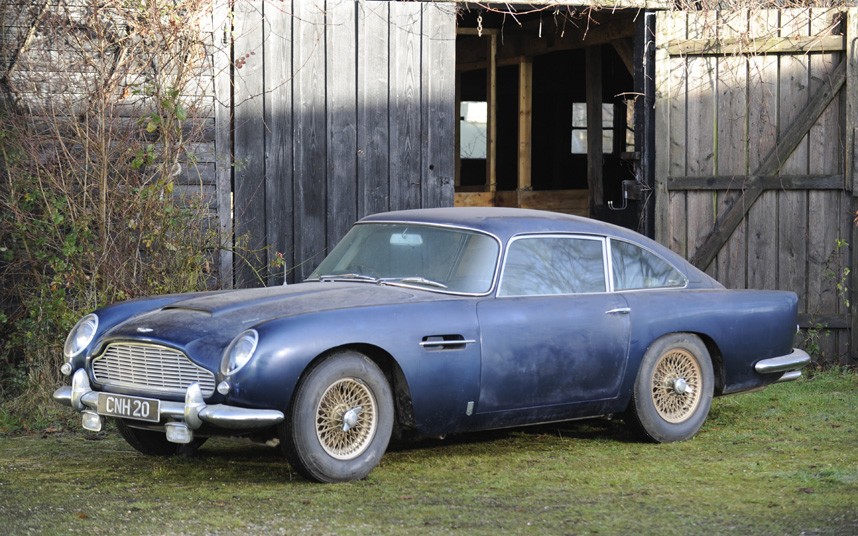 Aston Martin DB5 barn find - front left