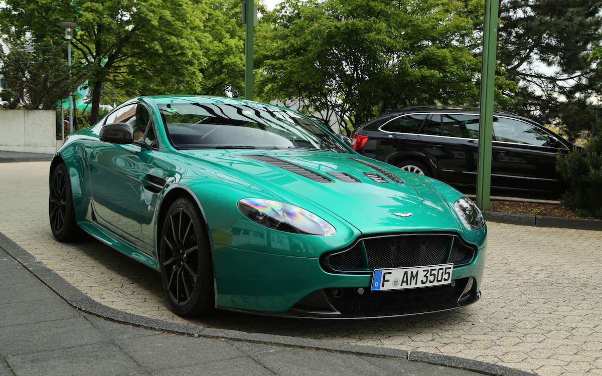 V12 Vantage S in Viridian Green - 2